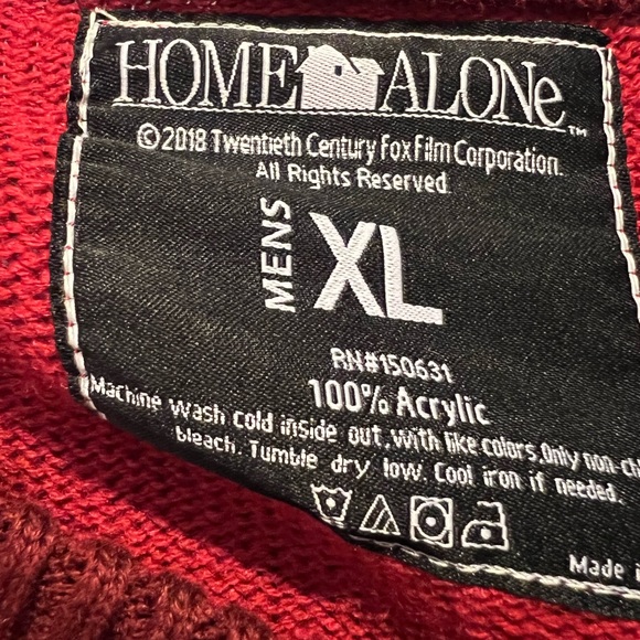 HOME ALONE MOVIE XMAS SWEATER. BRAND NEW. ADULT SIZE XL - Picture 6 of 6
